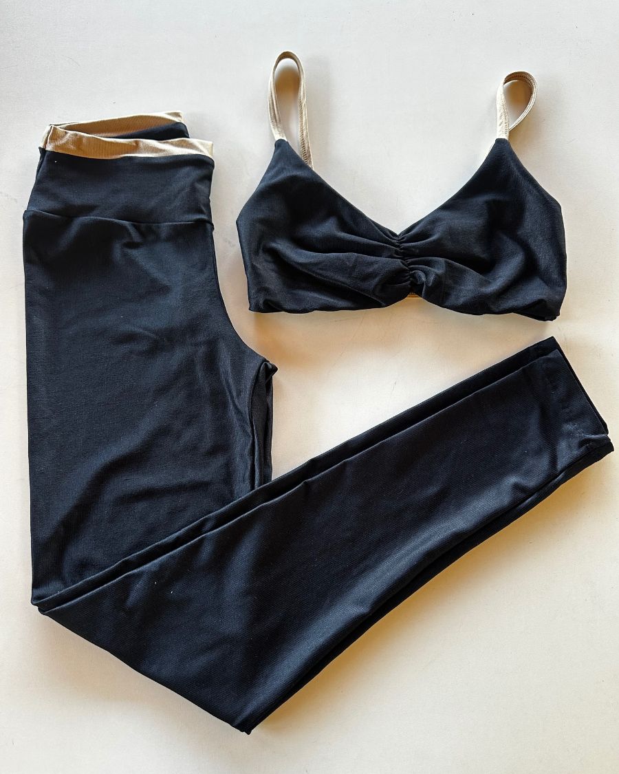 Conjunto Canelado de Compressão Jamile/Preto